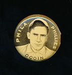 1910-12 P2 Sweet Caporal Baseball Pin- Dooin, Phila. Phillies- Small Letters