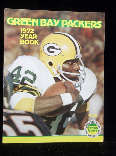 1972 Green Bay Packers Ftbl. Yearbook- John Brockington Cover