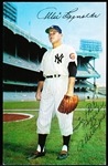 1952-55 Dormand Baseball Postcard-#109 Allie Reynolds, Yankees- Autographed “To Phil”
