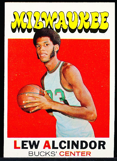 1971-72 Topps Basketball- #100 Lew Alcindor, Bucks