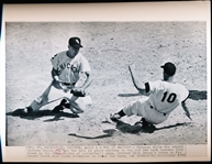 April 8, 1960 Associated Press Wirephoto- Nellie Fox and Tony Kubek- 8” x 10” Black & White Photo 