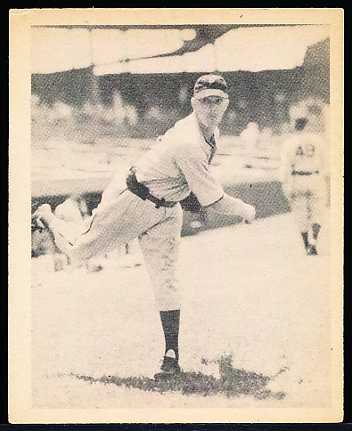 1939 Playball Bb- #90 Robert H. Klinger, Pirates- Name in all Caps on Back