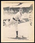 1939 Playball Bb- #90 Robert H. Klinger, Pirates- Name in all Caps on Back