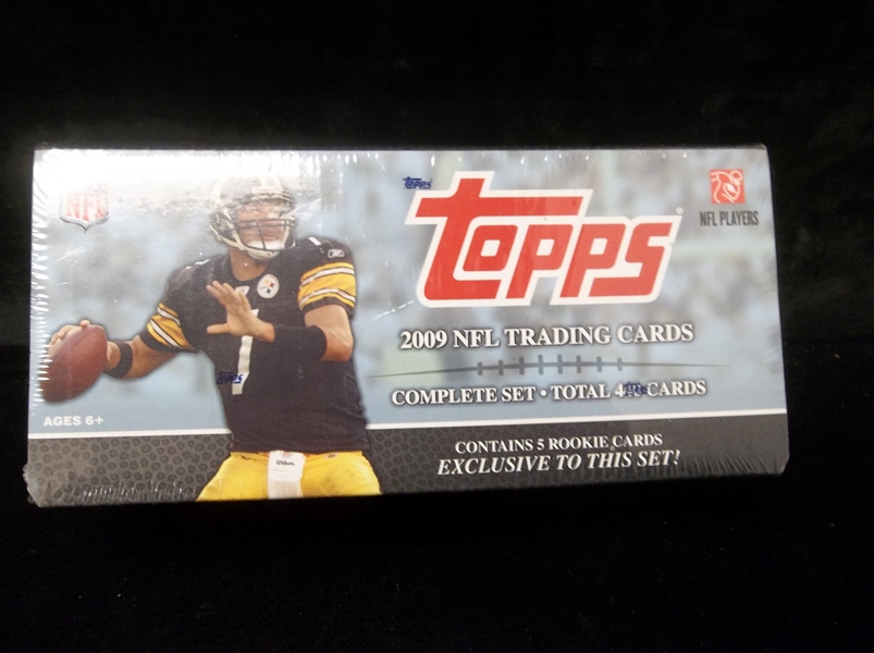 2009 Topps Football- Factory Set of 440 cards- includes 5 Exclusive Rookie Cards!
