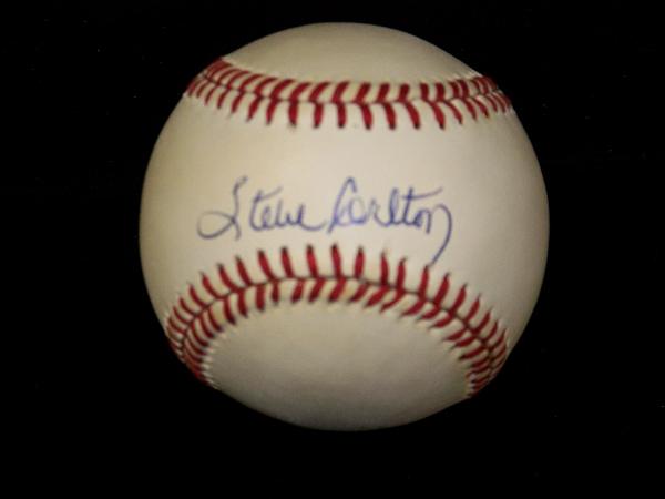 Steve Carlton Autographed Official NL Giamatti Baseball