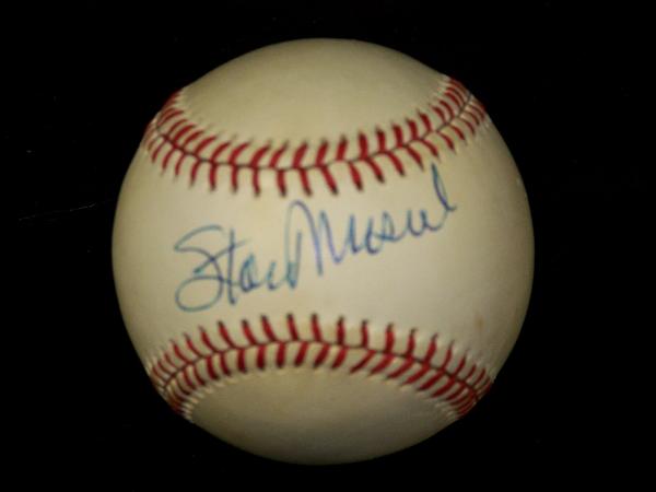 Stan Musial Autographed Official NL Giamatti Baseball