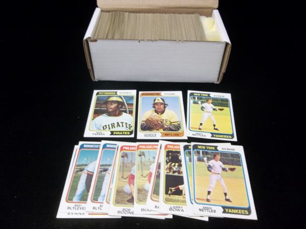 1974 Topps Baseball- 360 Assorted