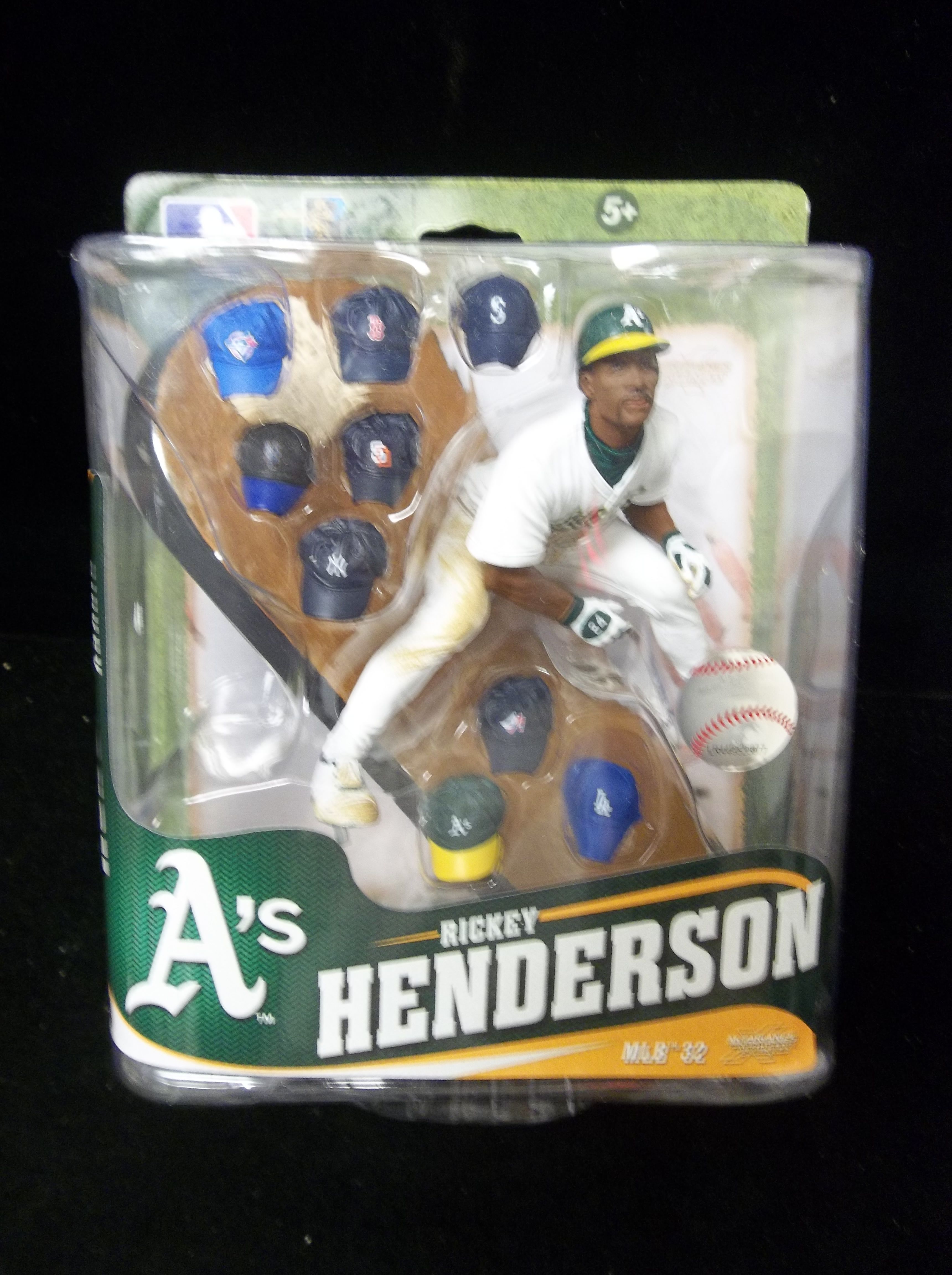 toy baseball figures