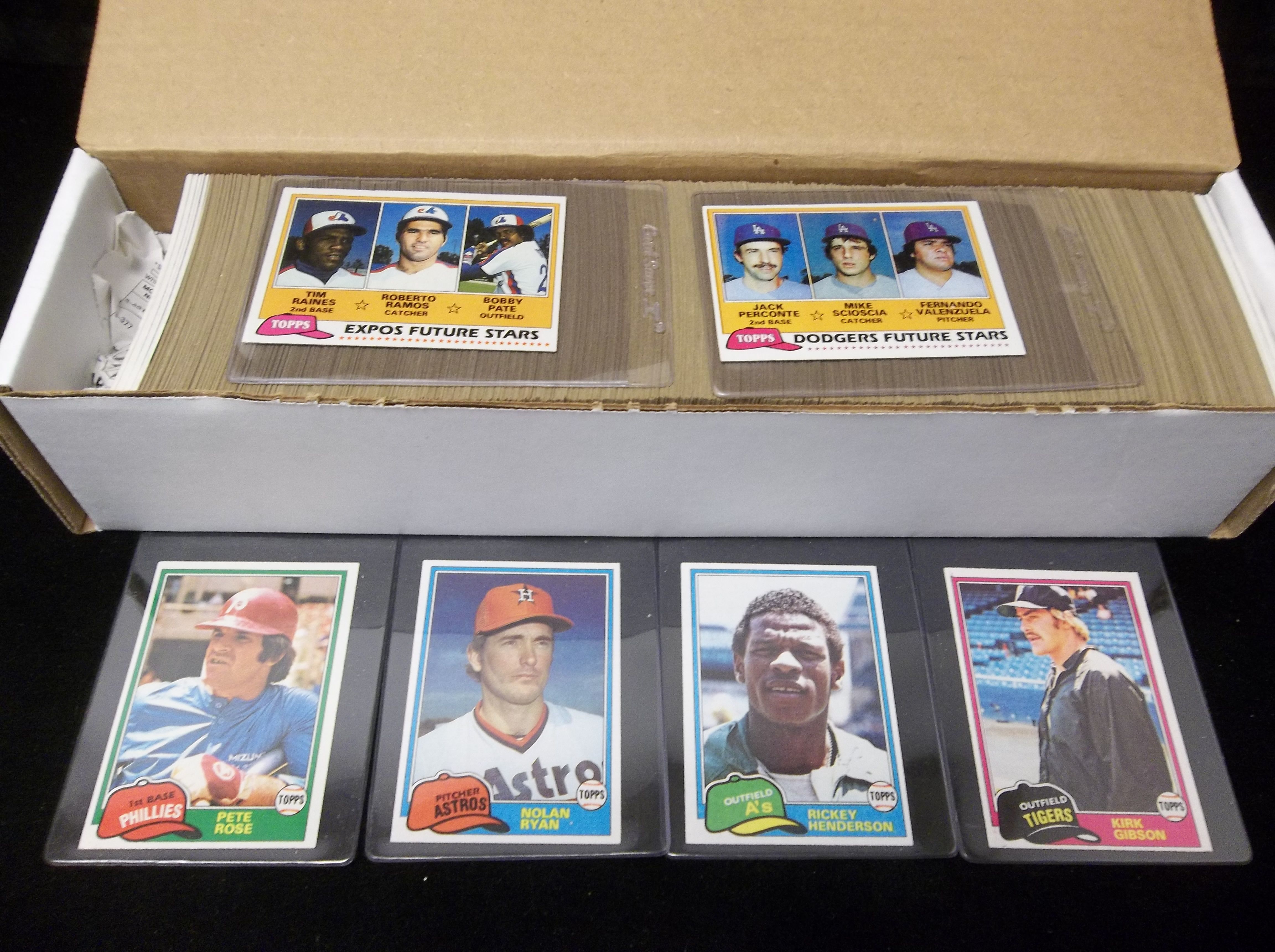 Lot Detail 1981 Topps Baseball Complete Set of 726