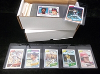 1980 Topps Baseball Near Set in Penny Sleeves- 709 of 726
