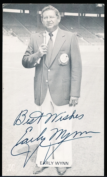 Autographed Early Wynn MLB Announcer J. D. McCarthy B/W Postcard