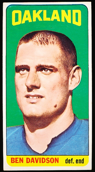 1965 Topps Football- #137 Ben Davidson, Raiders- RC SP