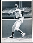 Early 1970’s Fergie Jenkins Chicago Cubs MLB B/W Game Action 7” x 9” Photo