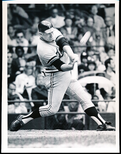 1970’s Harmon Killebrew Minnesota Twins MLB B/W Game Action 7” x 9” Photo
