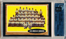 1962 Topps Baseball- #43 Los Angeles Dodgers Team- GAI 8 (Nm-Mt)
