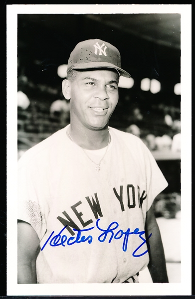 Autographed N.Y. Yankees MLB B/W 3-½” x 5-½” Photo- Hector Lopez, Yankees