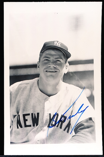 Autographed N.Y. Yankees MLB B/W 3-½” x 5-3/8” Photo- Bob Turley