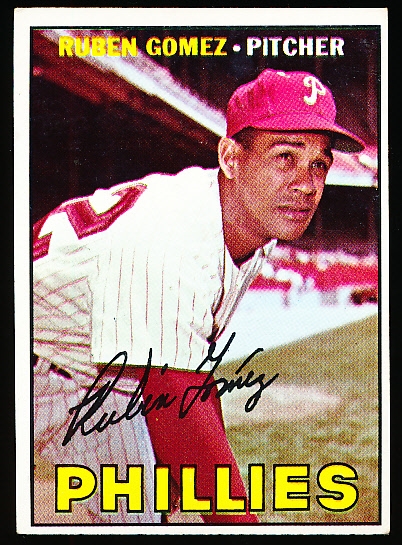 1967 Topps Baseball- #427 Ruben Gomez, Phillies- Total Stats Almost Completely Gone Variation
