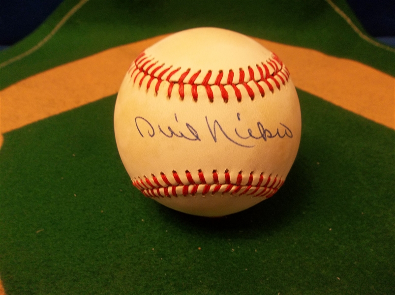 Autographed Phil Niekro Official NL MLB Baseball