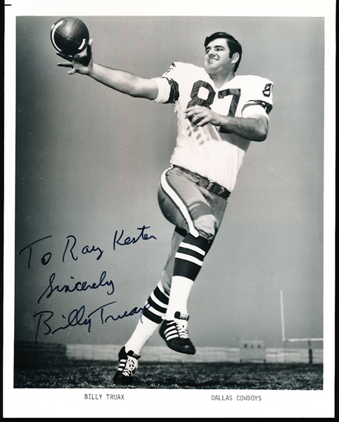 Autographed Billy Truax Dallas Cowboys NFL B/W 8” x 10” Team Issued Photo