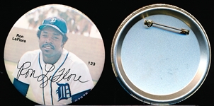 1978 Sports Photo Assoc. 3” Detroit Tigers MLB Pins- #123 Ron LeFlore- 14 Pins