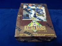1994 Fleer Extra Bases Bsbl.- 1 Unopened Wax Box