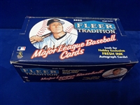 2000 Fleer Tradition Bsbl.- 28 Unopened Hobby Packs in Original Display Box