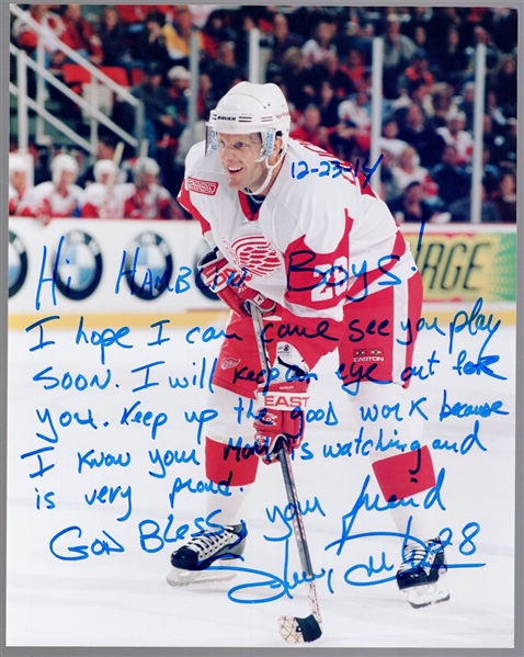 Autographed Steve Duchesne Detroit Red Wings NHL Color 8" x 10" Photo